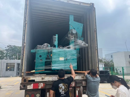 A Ceres Machinery több szőnyegnyíró gépet szállít Indiába és Egyiptomba